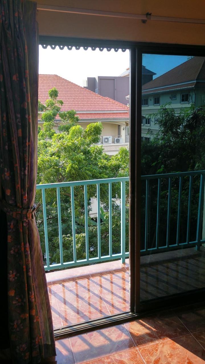 Guestpat Casabella Hotel Pattaya Exterior photo
